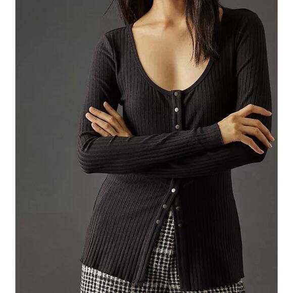 Anthropologie Sweaters - Anthropologie Ribbed Black Snap Front Button Up Cardigan Womens Medium